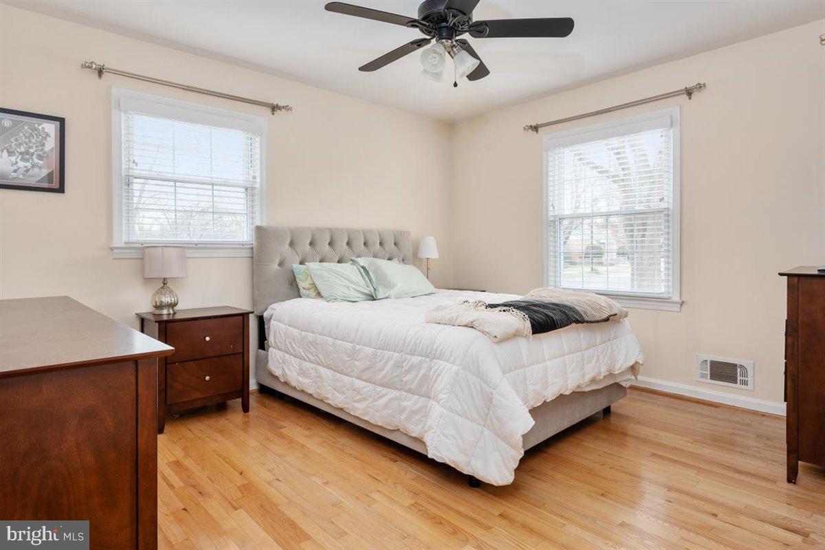 714 Kerwin Road Silver Spring, MD 20901 - Photo 10 of 34