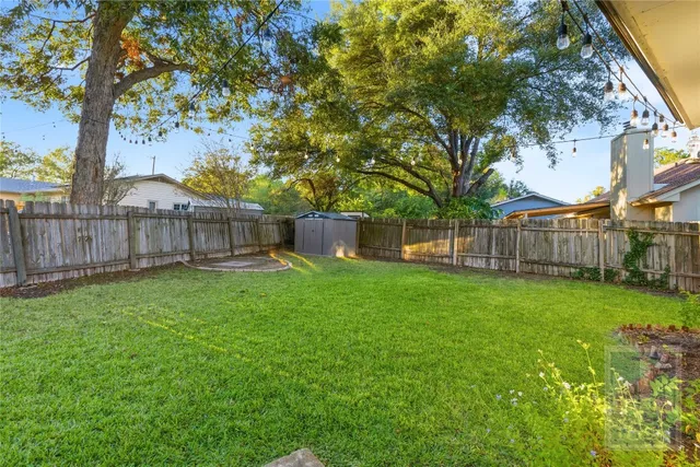 $2,300 | 7508 Elderberry Drive, Austin, TX 78745