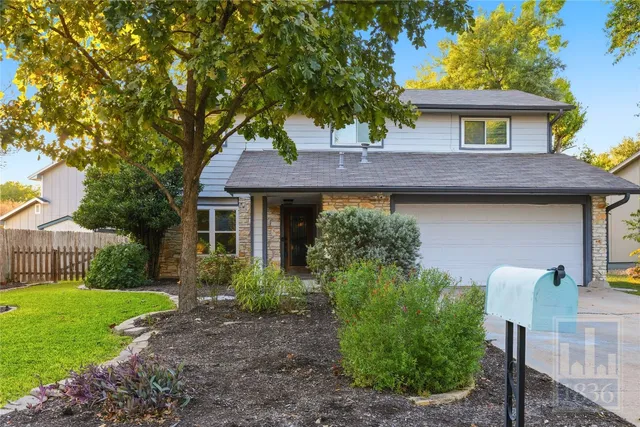 $2,300 | 7508 Elderberry Drive, Austin, TX 78745