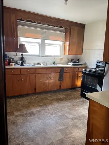 $149,900 | 2228 Cleveland Avenue, Niagara Falls, NY 14305