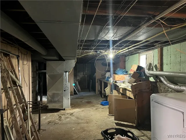 $149,900 | 2228 Cleveland Avenue, Niagara Falls, NY 14305