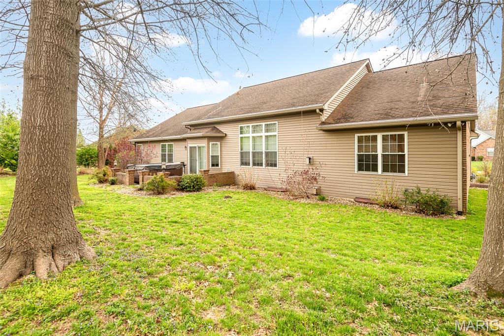1830 Riviera Lane O'Fallon, IL 62269 - Photo 32 of 34