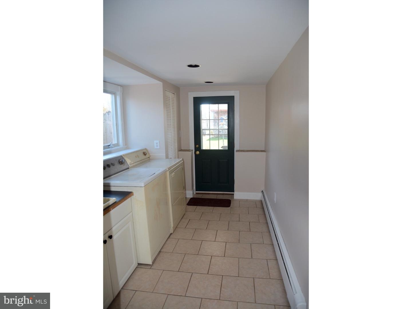 1248 Beverly Road Warminster, PA 18974 - Photo 17 of 23 Laundry Room