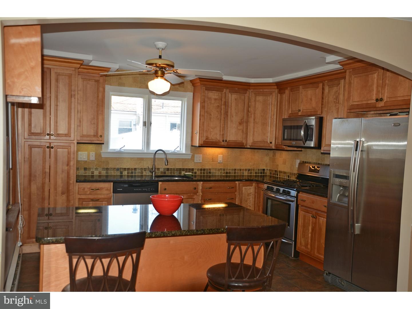 1248 Beverly Road Warminster, PA 18974 - Photo 8 of 23 Kitchen