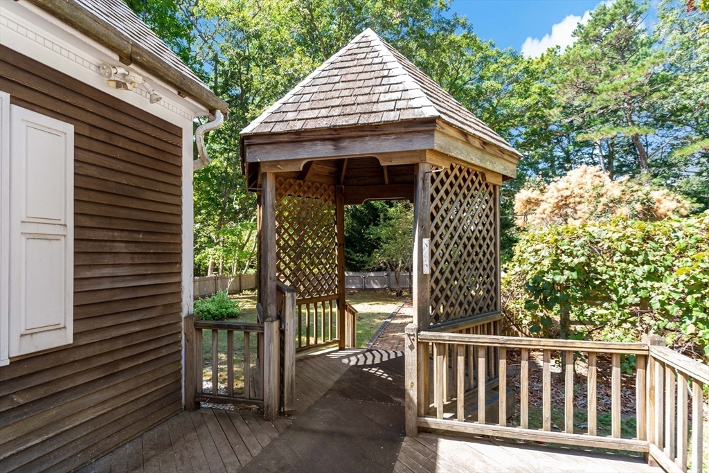 426 Old Post Road Barnstable, MA 02635 - Photo 17 of 27 a view of small house in front of a yard with plants