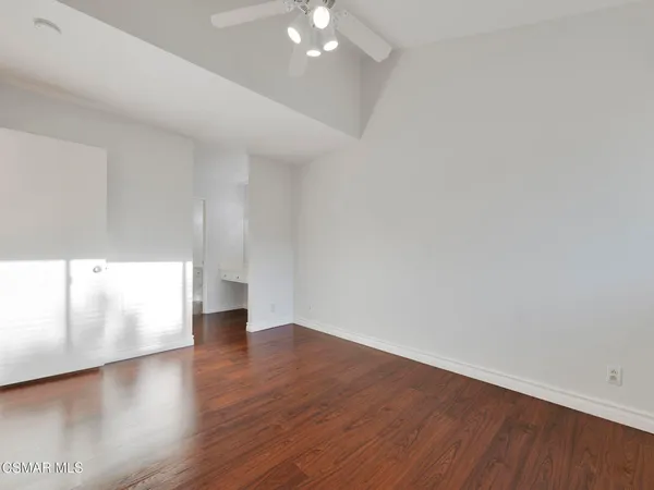 $619,000 | 6442 Twin Cir Lane, Unit 6, Simi Valley, CA 93063