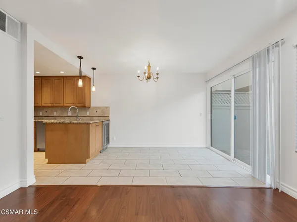 $619,000 | 6442 Twin Cir Lane, Unit 6, Simi Valley, CA 93063