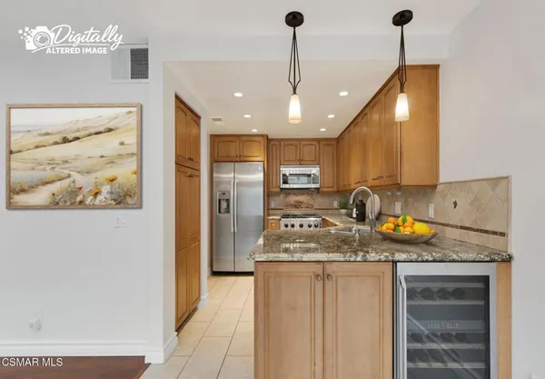 $619,000 | 6442 Twin Cir Lane, Unit 6, Simi Valley, CA 93063