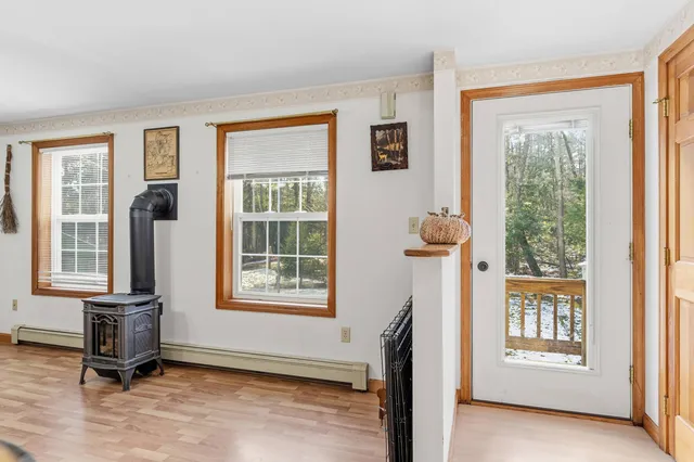 $319,999 | 28 Marden Road, Readfield, ME 04355