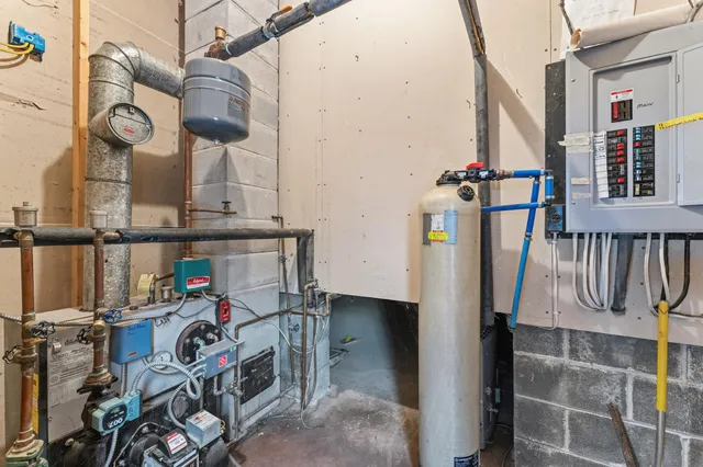 $319,999 | 28 Marden Road, Readfield, ME 04355