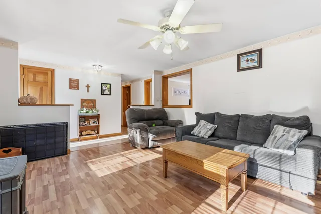 $319,999 | 28 Marden Road, Readfield, ME 04355