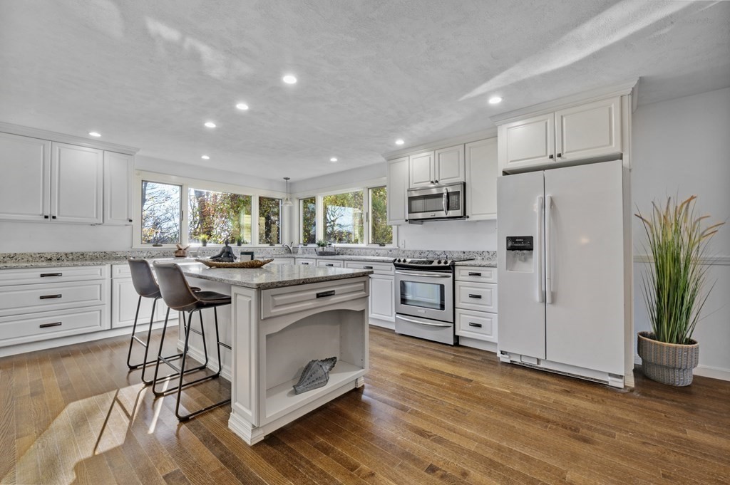 24 Wonson Street Gloucester, MA 01930 - Photo 11 of 38