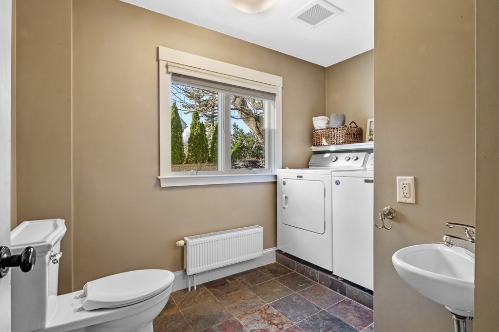 24 Wonson Street Gloucester, MA 01930 - Photo 15 of 38