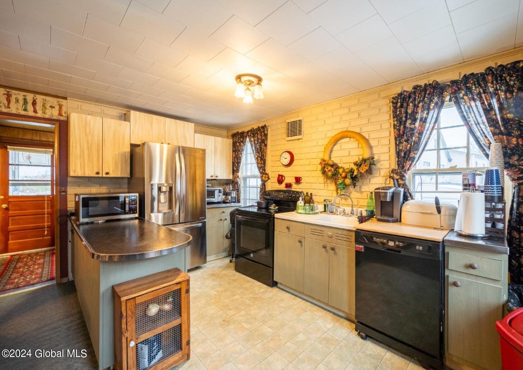 33-35 Lake Mills Road Cairo, NY 12413 - Photo 5 of 30 Screenshot 2024-02-02 130212