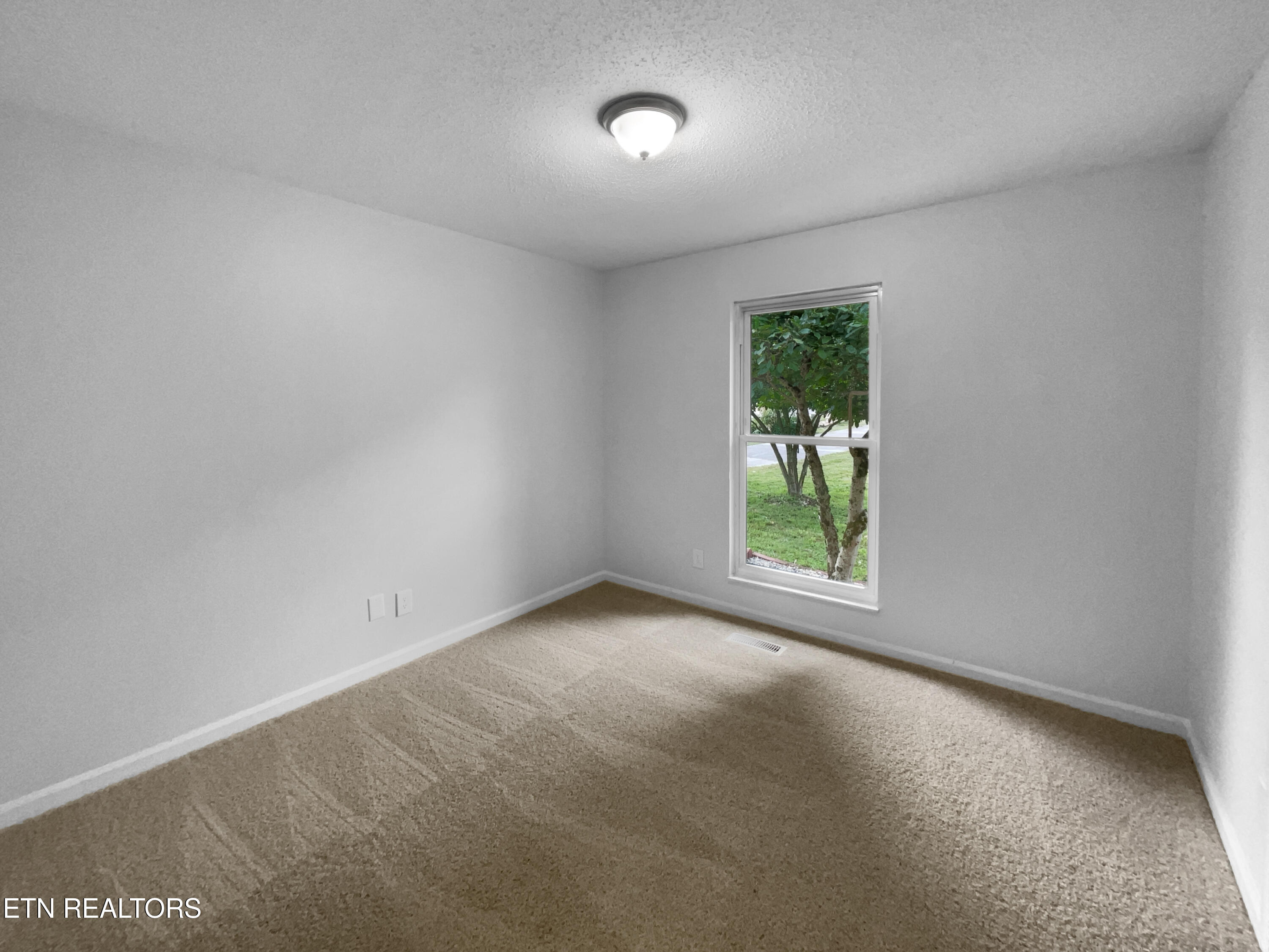 322 Chatuga Lane Loudon, TN 37774 - Photo 20 of 28 photo_26