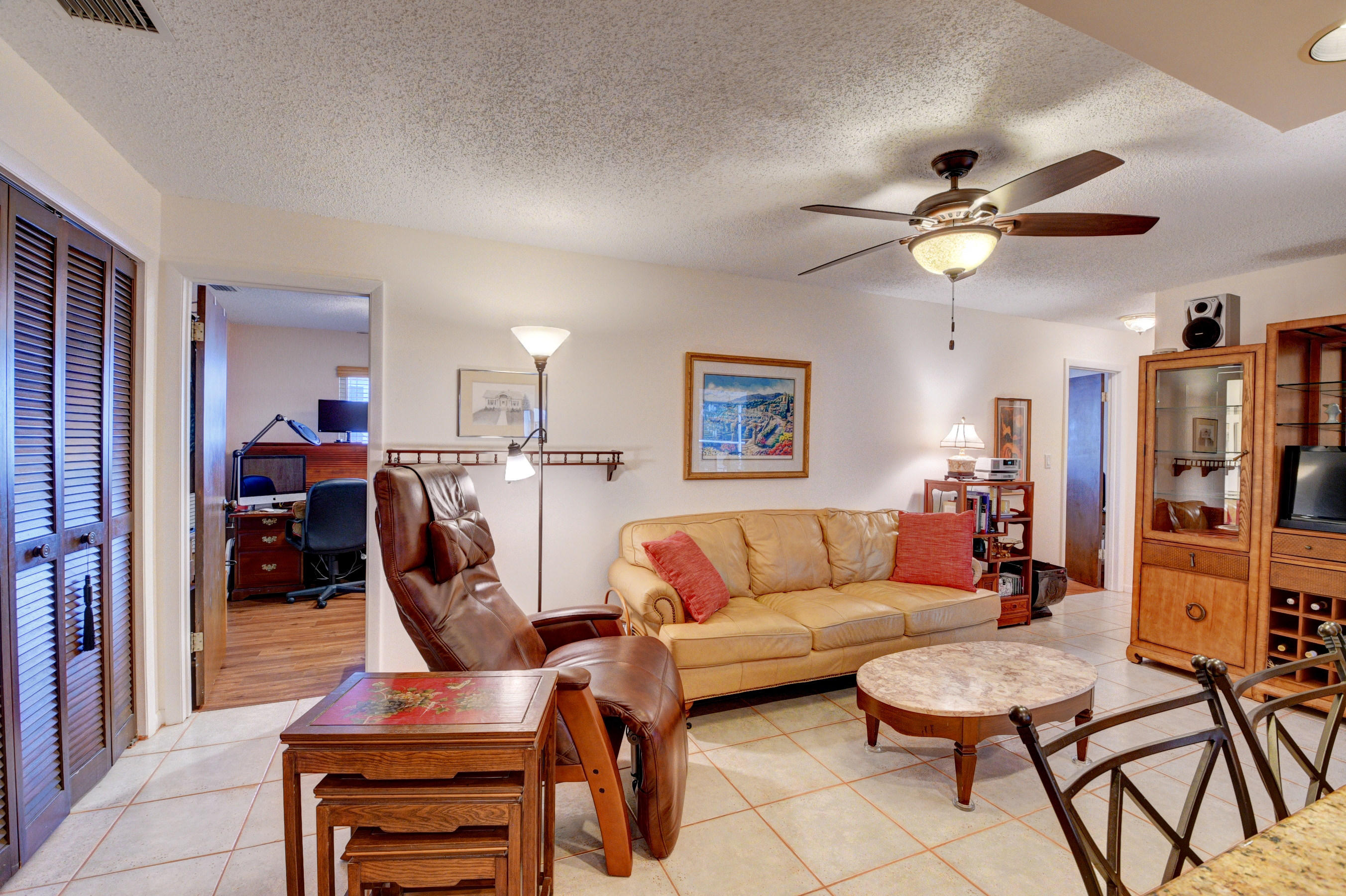 980 Southwest 21st Lane Boca Raton, FL 33486 - Photo 15 of 49 Family Room