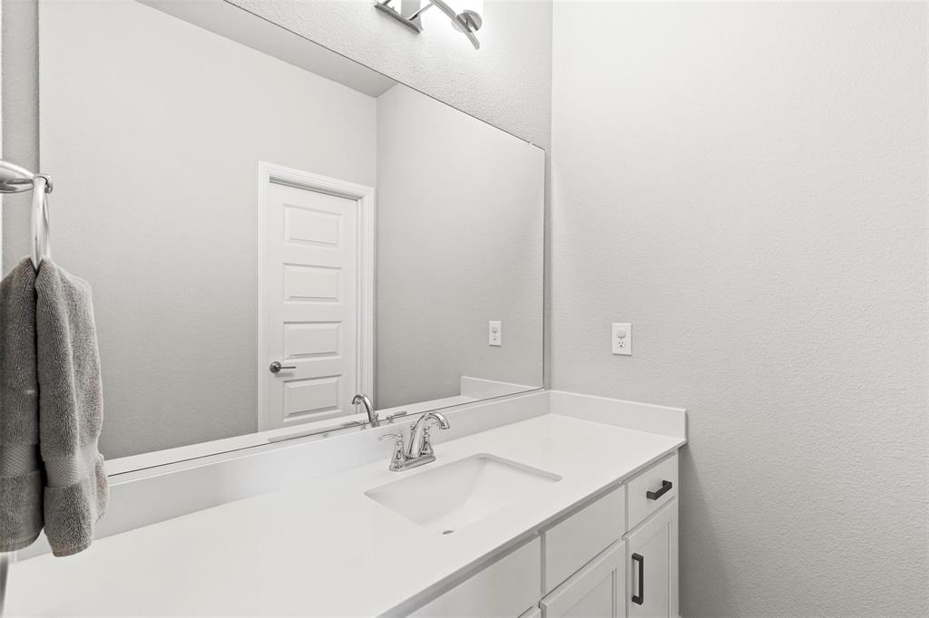 15917 Candletree Road Frisco, TX 75035 - Photo 23 of 40