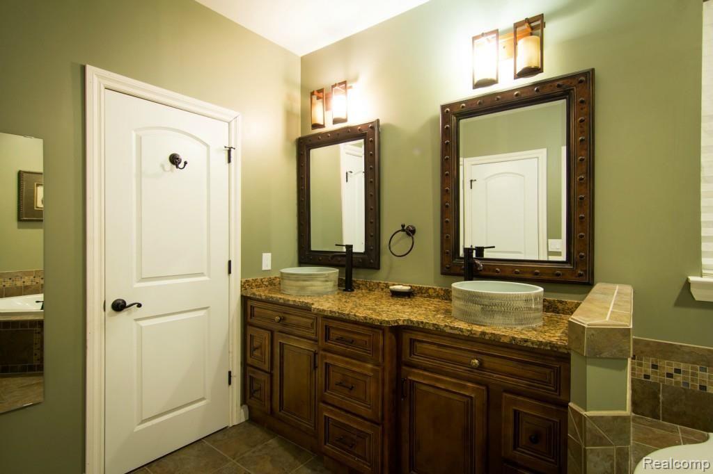 3445 Hazelton Avenue Rochester Hills, MI 48307 - Photo 18 of 26