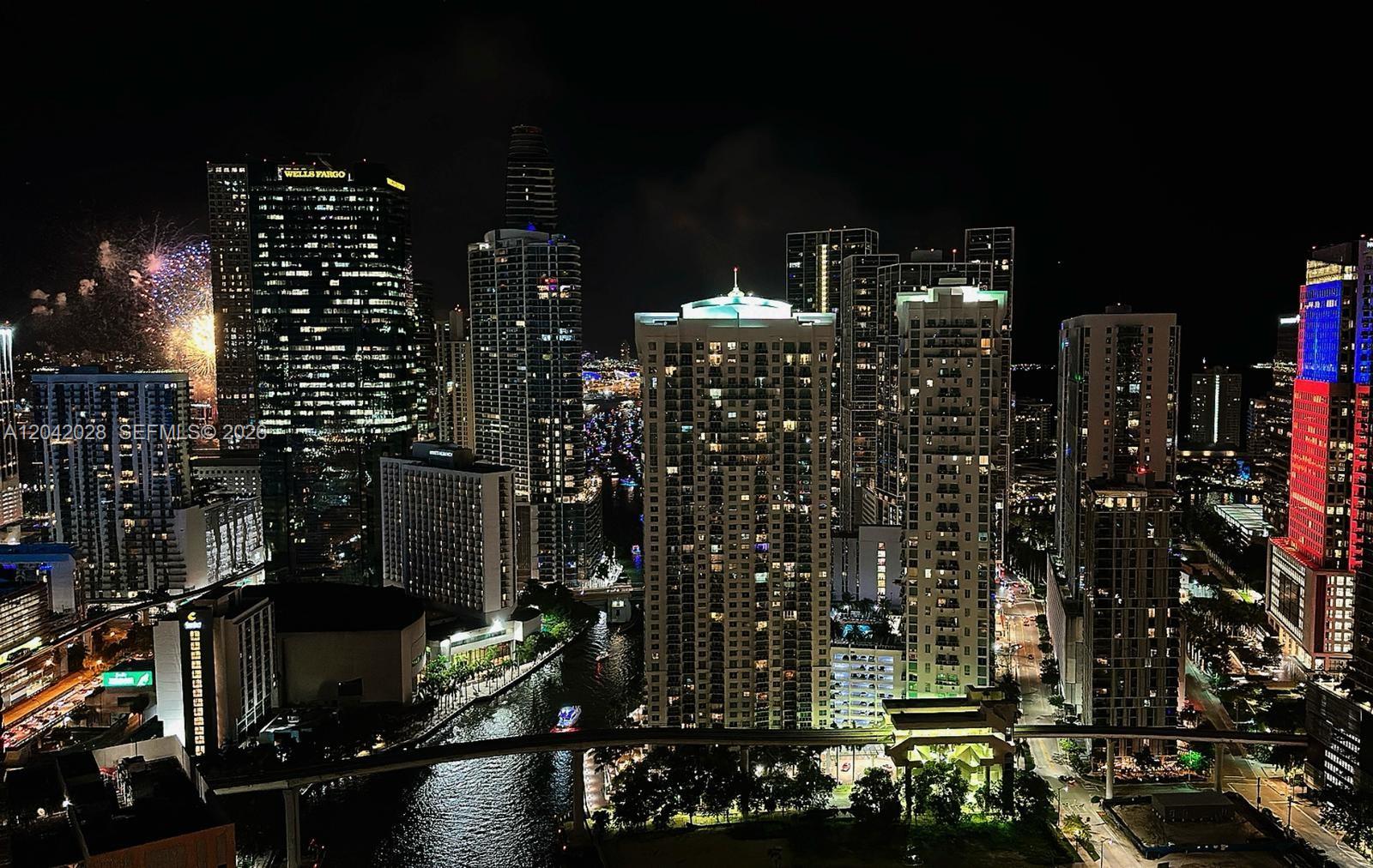 92 Southwest 3rd Street, Unit 4311 Miami, FL 33130 - Photo 2 of 54