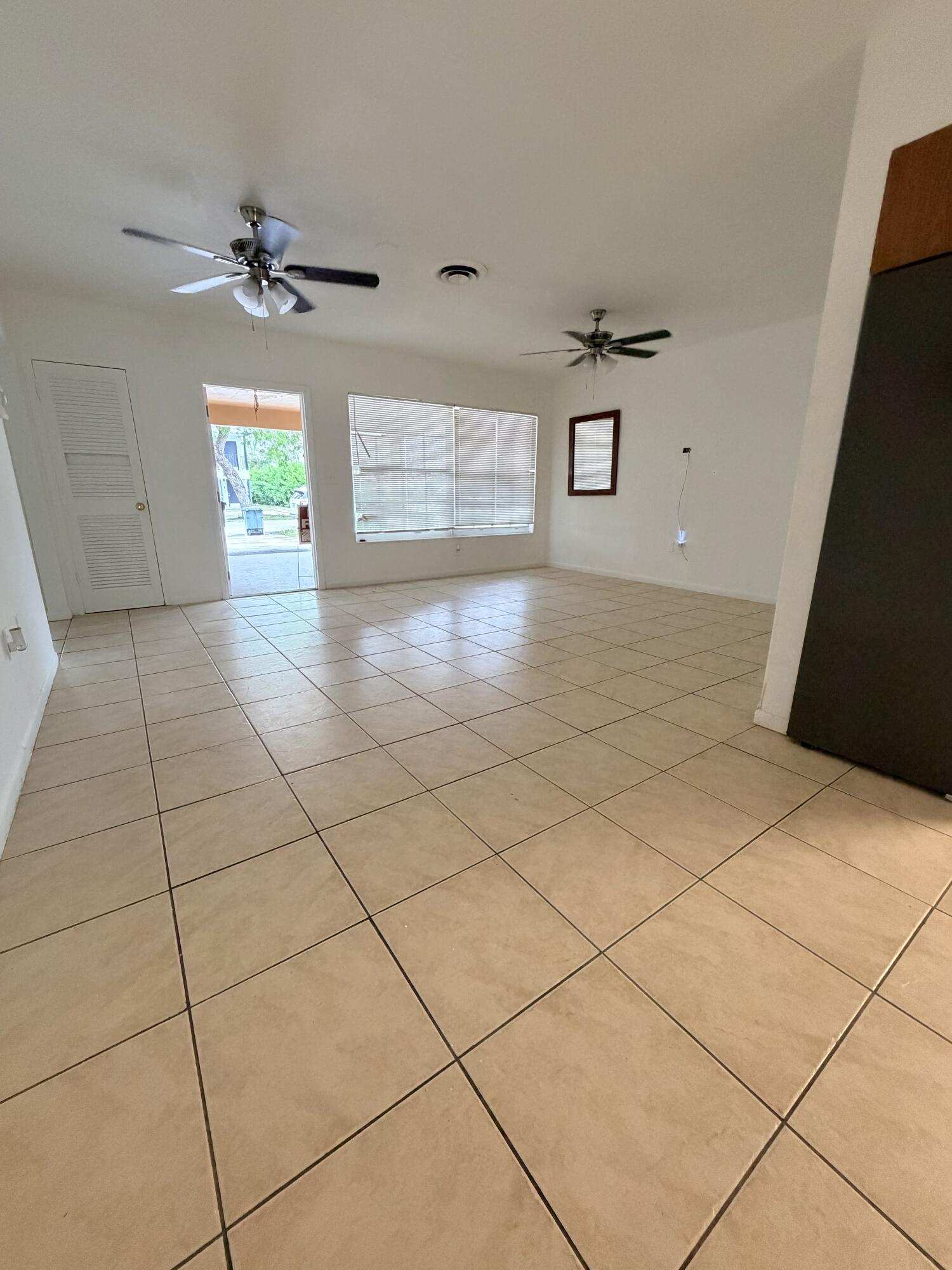 198 Southwest 15th Street Boca Raton, FL 33432 - Photo 4 of 14 198 main