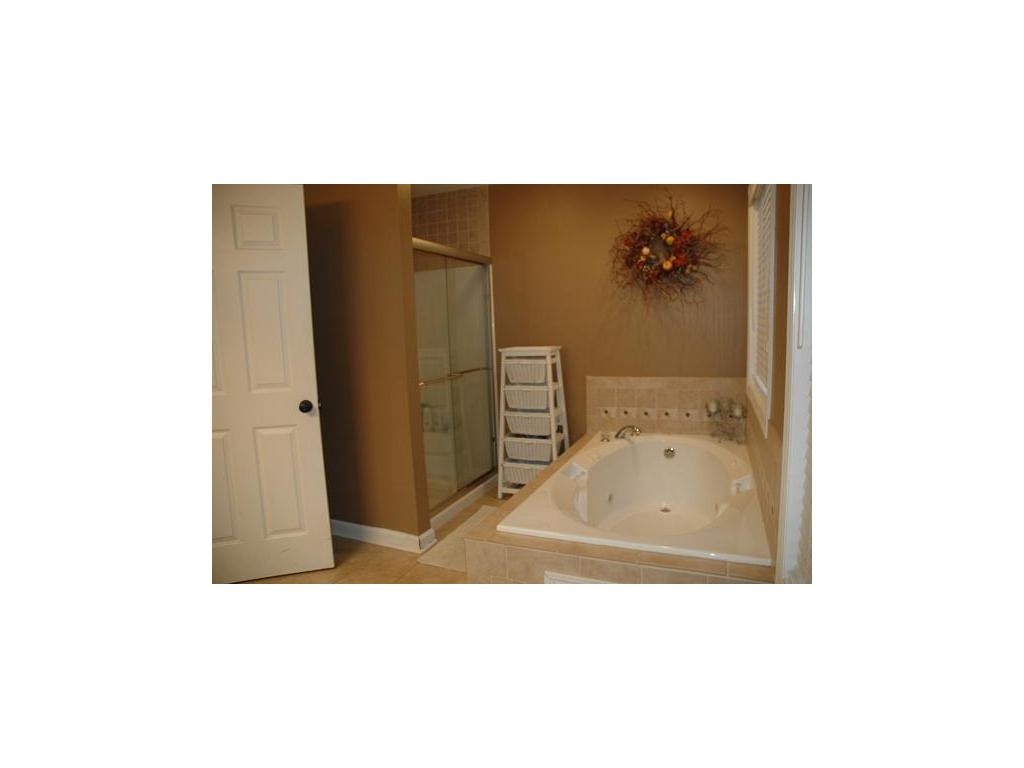 1404 Lake Ridge Square Johnson City, TN 37601 - Photo 12 of 24 Photo 12