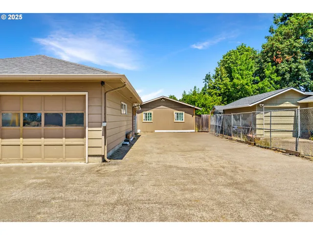 a house view with a outdoor space