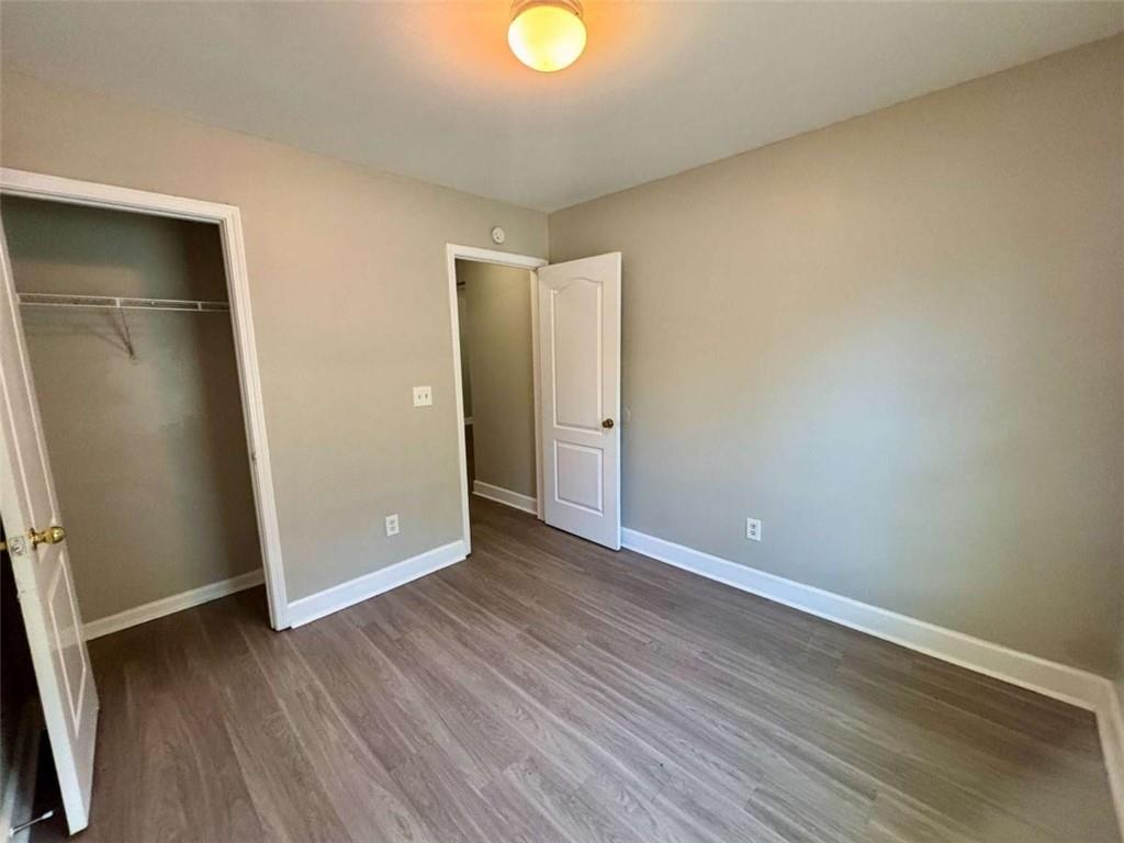 2595 Elliott Street Northwest Atlanta, GA 30318 - Photo 15 of 27