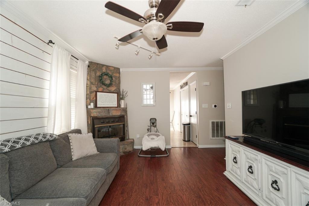 3127 Rockingham Road High Point, NC 27265 - Photo 12 of 29
