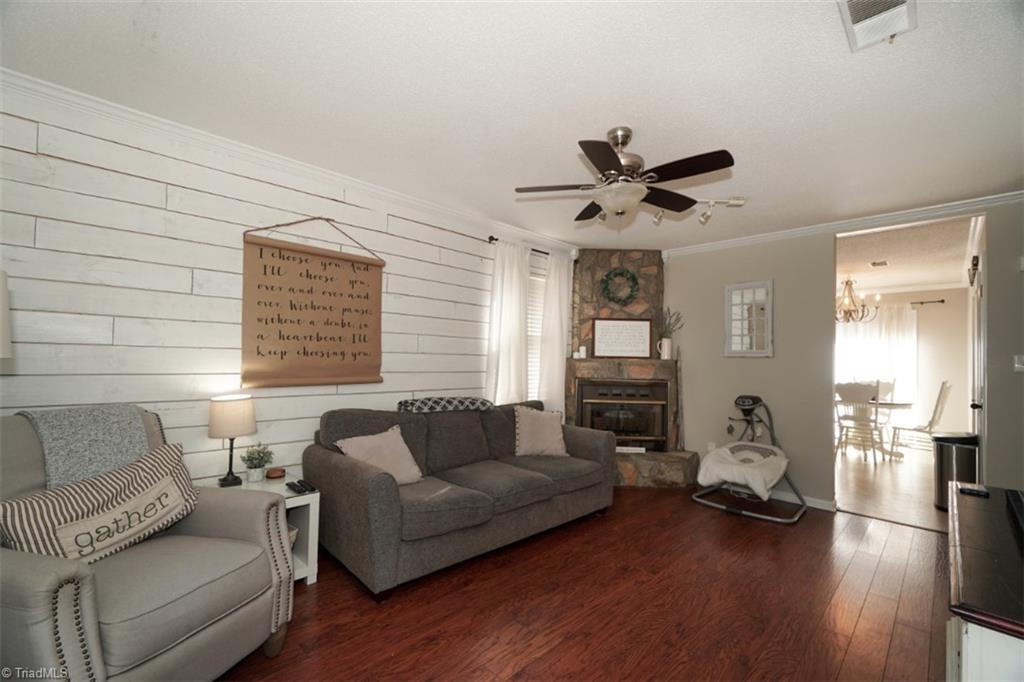 3127 Rockingham Road High Point, NC 27265 - Photo 9 of 29