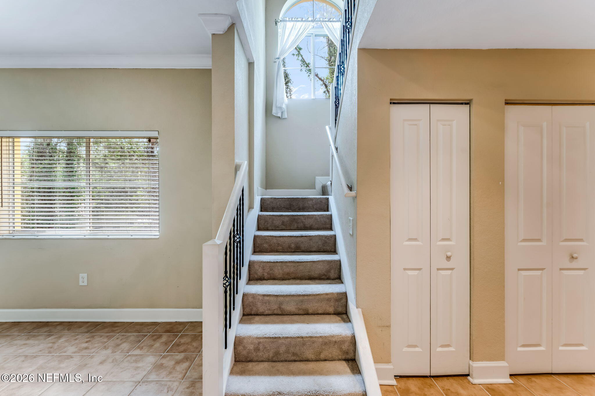 9745 Touchton Road, Unit 230 Jacksonville, FL 32246 - Photo 20 of 45 20-web-or-mls-Stairwell