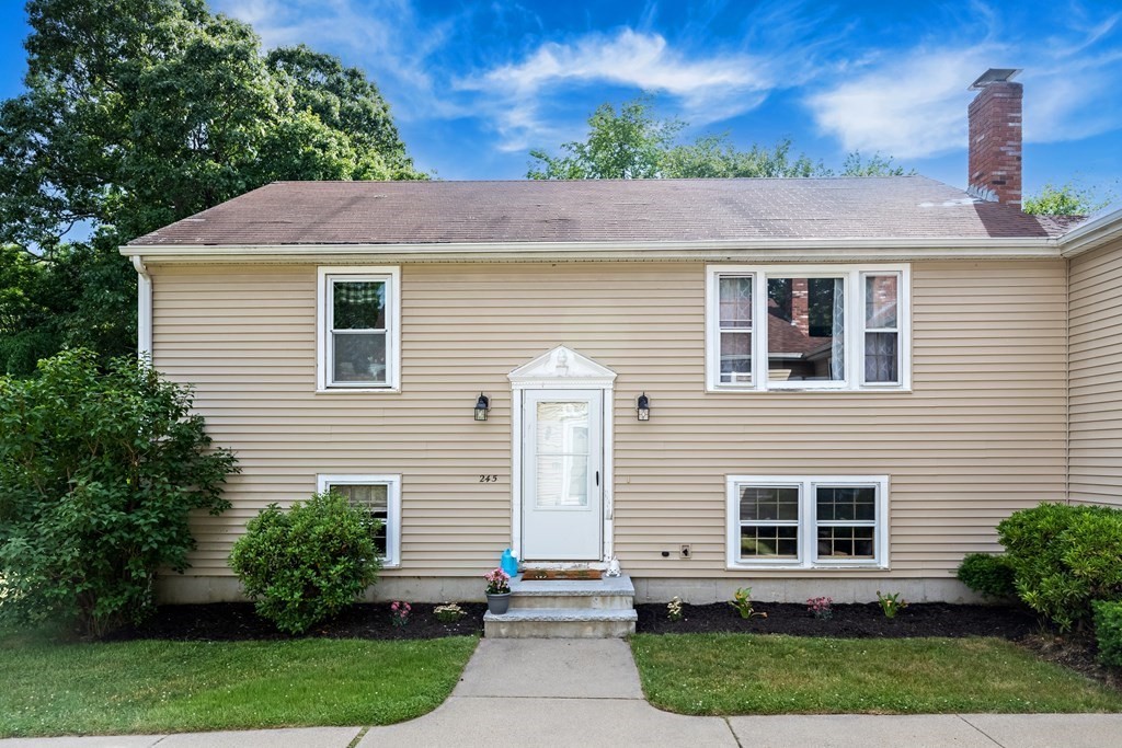 245 Cowell Road, Unit 245 Wrentham, MA 02093 - Photo 2 of 30 Gallery Image 2