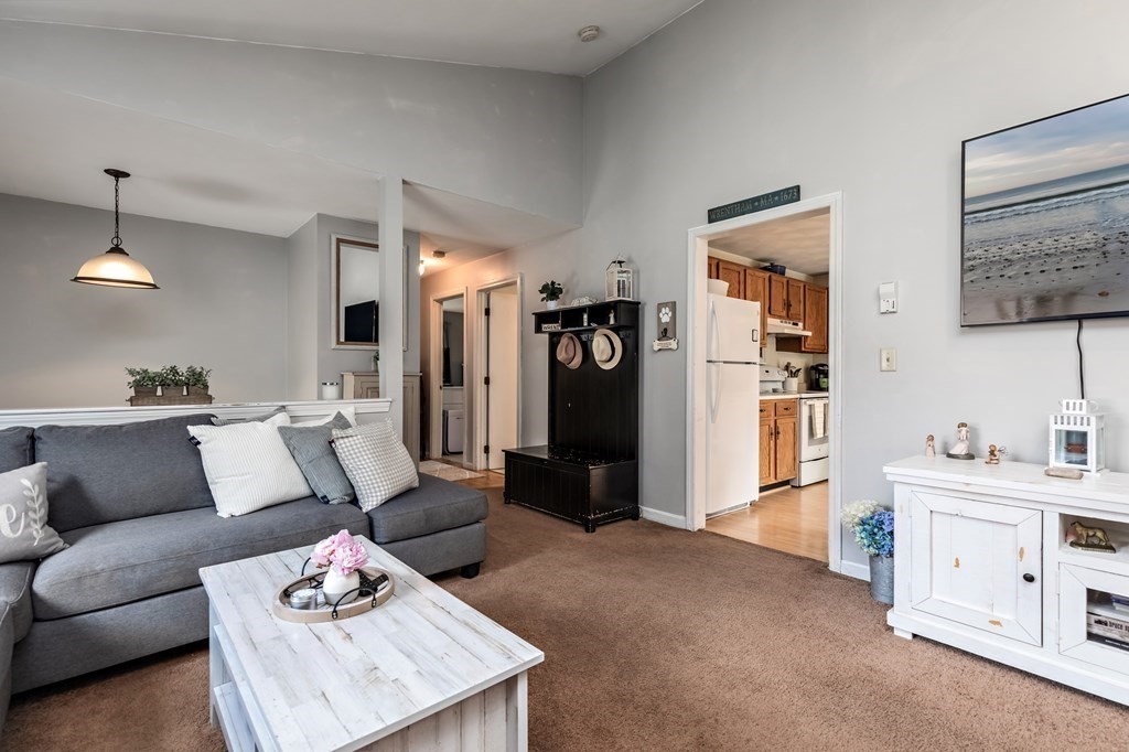 245 Cowell Road, Unit 245 Wrentham, MA 02093 - Photo 5 of 30 Gallery Image 5