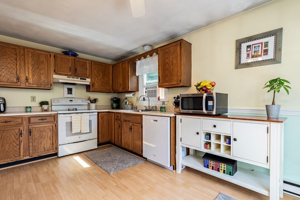 245 Cowell Road, Unit 245 Wrentham, MA 02093 - Photo 9 of 30 Gallery Image 9