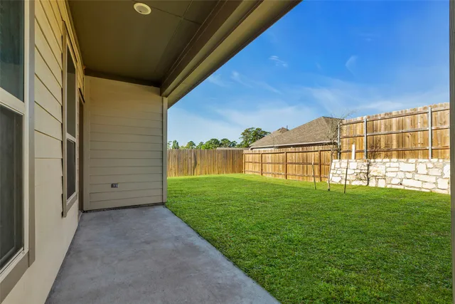 $2,250 | 935 Golden Willow Lane, Conroe, TX 77304