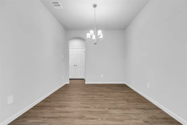 $2,250 | 935 Golden Willow Lane, Conroe, TX 77304