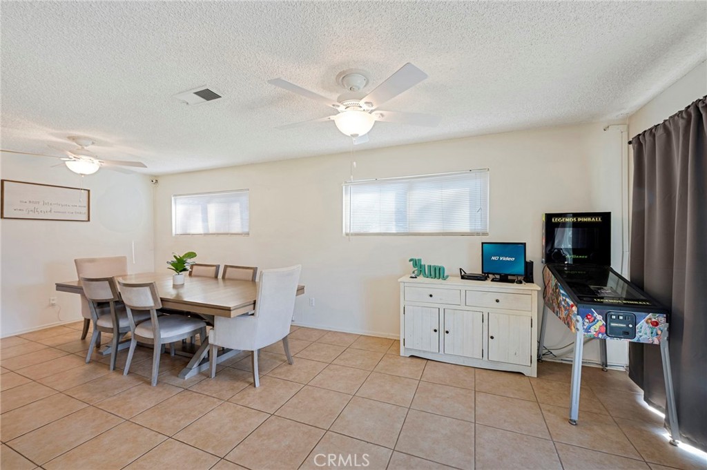 6302 Apple Rialto, CA 92377 - Photo 10 of 14