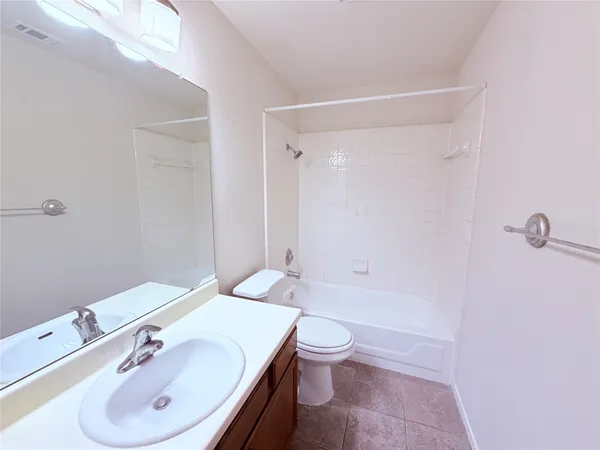 $1,900 | 16924 Cactus Blossom Drive, Pflugerville, TX 78660