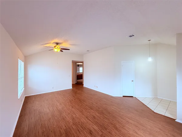 $1,900 | 16924 Cactus Blossom Drive, Pflugerville, TX 78660