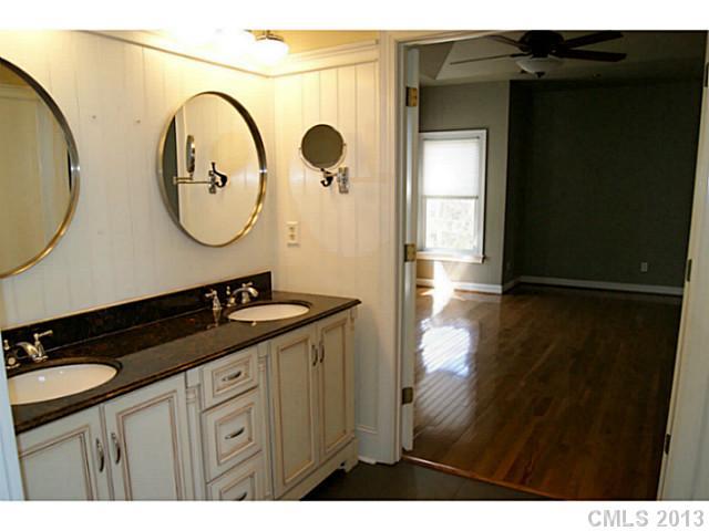20438 Middletown Road Cornelius, NC 28031 - Photo 12 of 16 Gallery Image 12