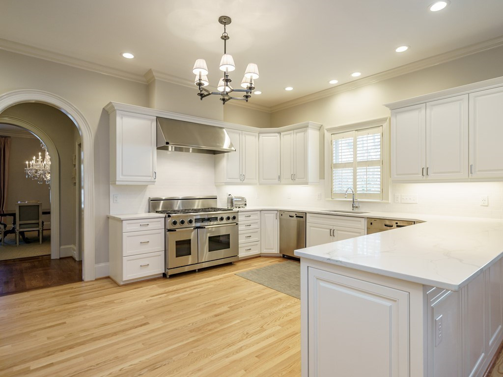 2304 White Oak Road Raleigh, NC 27608 - Photo 9 of 30 Kitchen