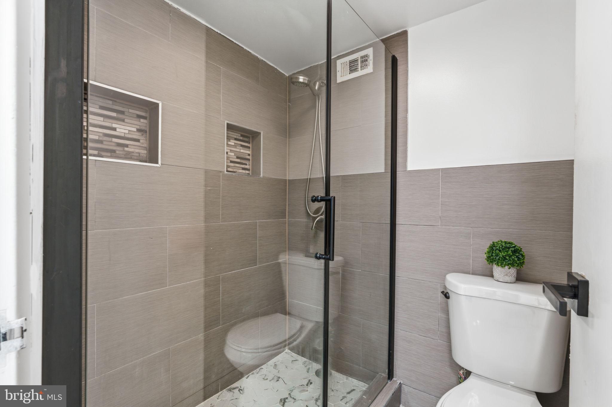 3900-00 West Ford Road, Unit 16P Philadelphia, PA 19131 - Photo 24 of 40