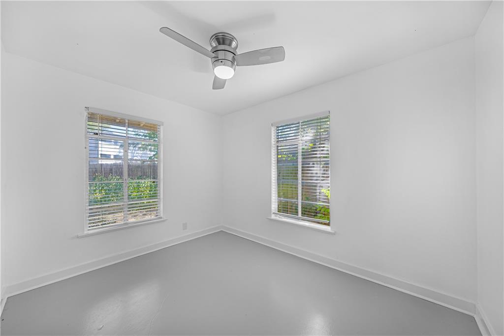 3705 Tower View Court Austin, TX 78723 - Photo 10 of 15 an empty room with a window