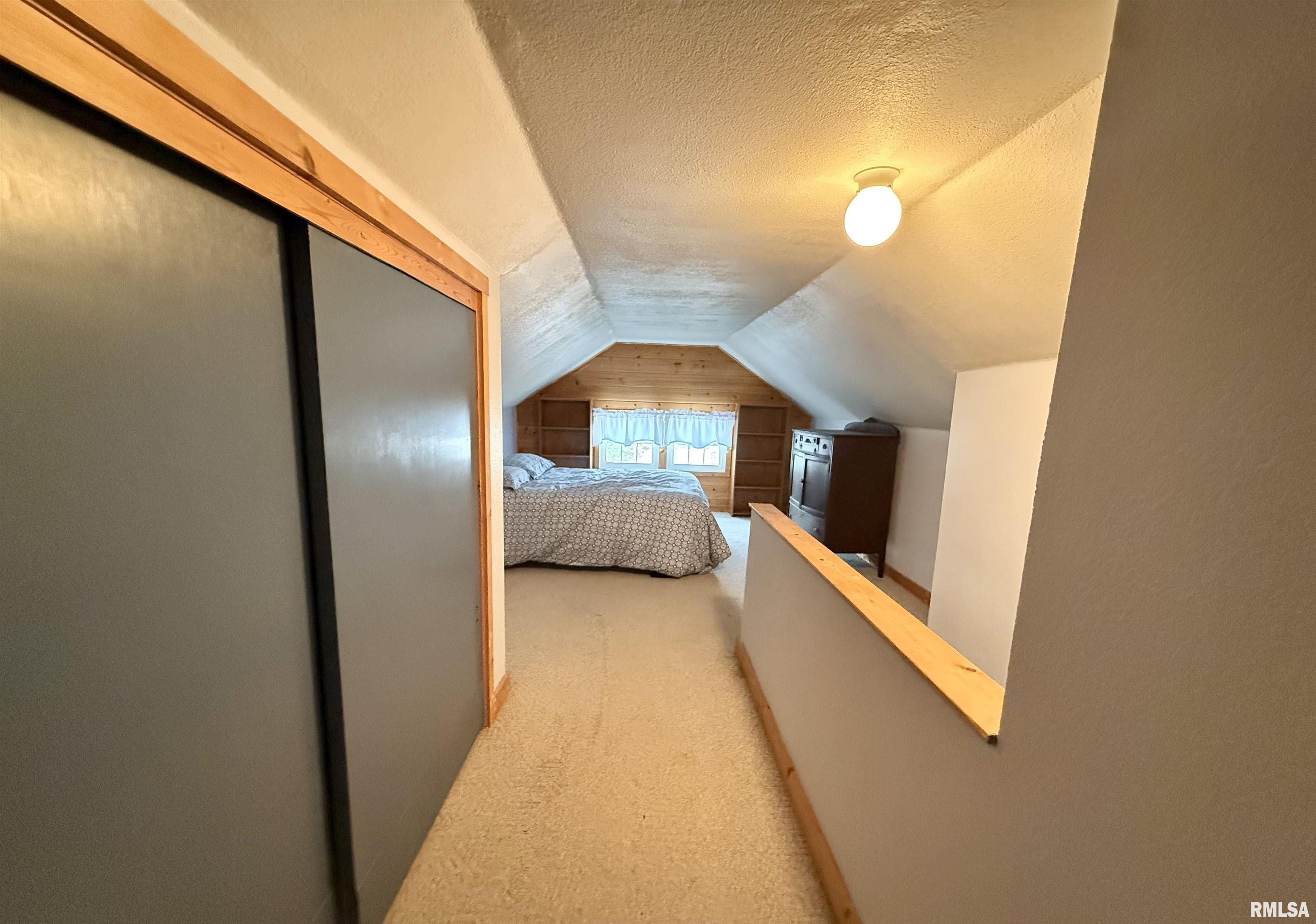 2505 Chestnut Street Quincy, IL 62301 - Photo 12 of 36