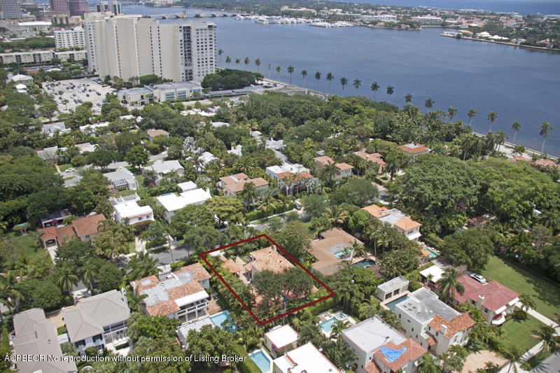 282 Barcelona Road West Palm Beach, FL 33401 - Photo 31 of 32 an aerial view of a city