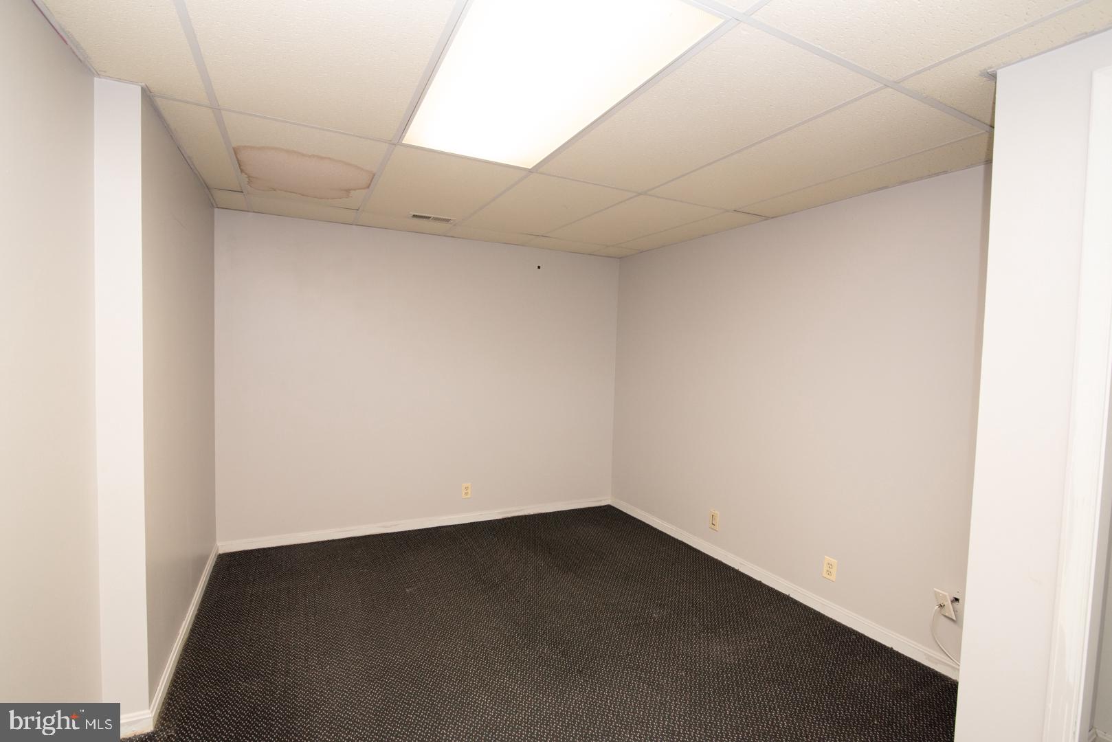 3401 Manor Hill Road Baltimore, MD 21208 - Photo 11 of 41 Gallery Image 11