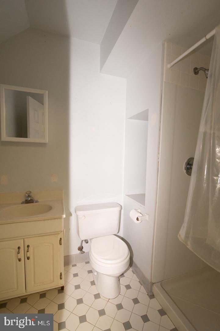 3401 Manor Hill Road Baltimore, MD 21208 - Photo 19 of 41 Gallery Image 19