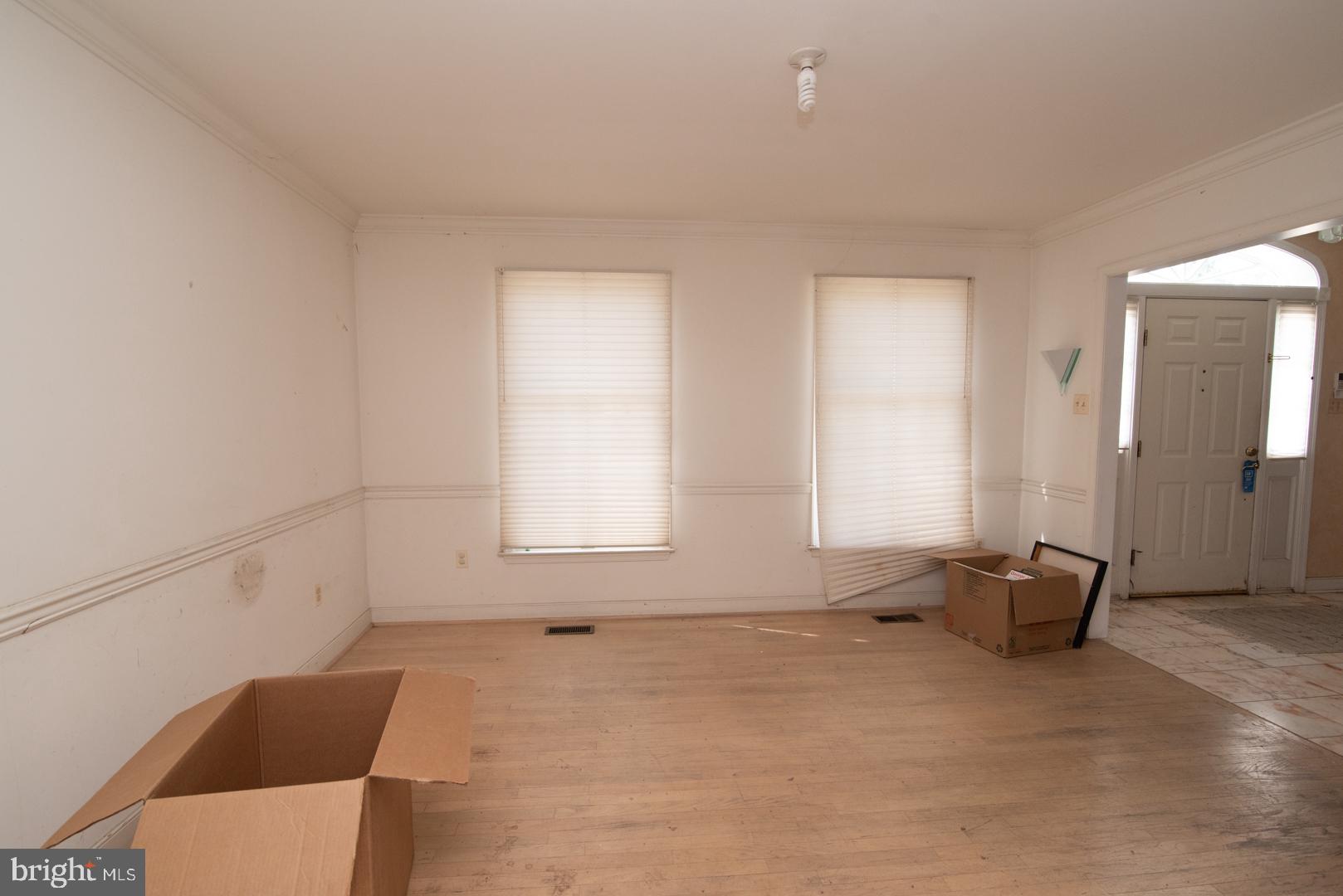 3401 Manor Hill Road Baltimore, MD 21208 - Photo 4 of 41 Gallery Image 4