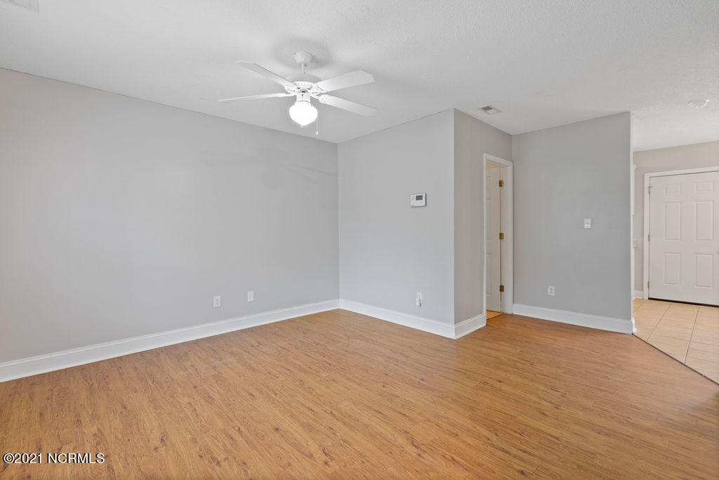 170 King Road Jacksonville, NC 28540 - Photo 5 of 25 IMG_6469