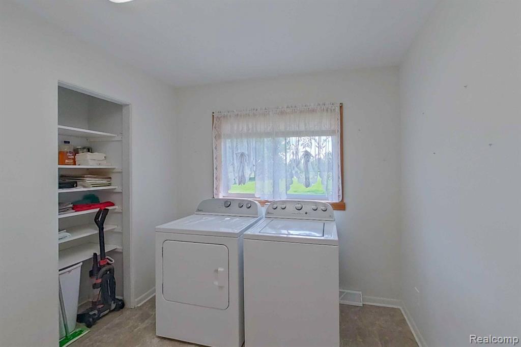 12463 Odell Road Linden, MI 48451 - Photo 21 of 43
