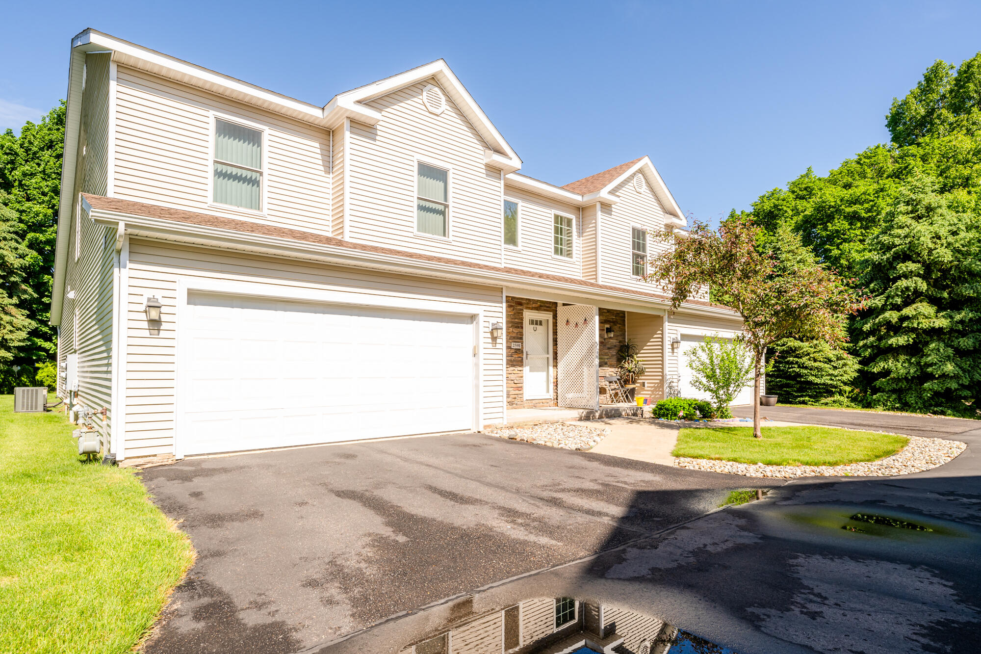 2591 Holiday House Road, Unit 17 St. Joseph, MI 49085 - Photo 2 of 43 Holiday-101